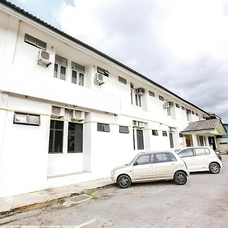 Oyo 89438 Green Mango Sri Cemerlang Kota Bharu Dış mekan fotoğraf